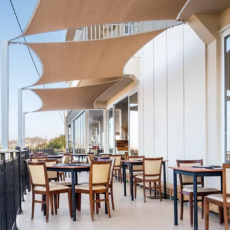 Chrissy's Paradise Hotel 3*