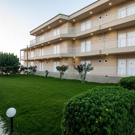 Hotel Chrissy's Paradise 3*