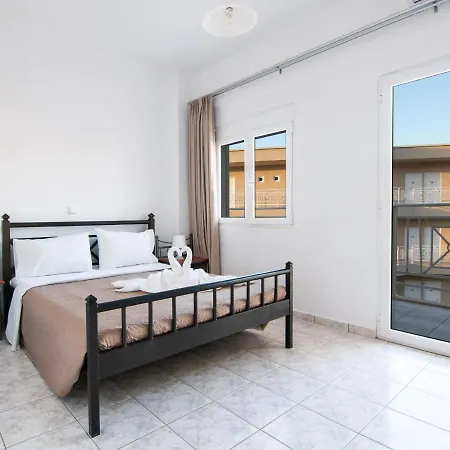Hotel Chrissy's Paradise 3*