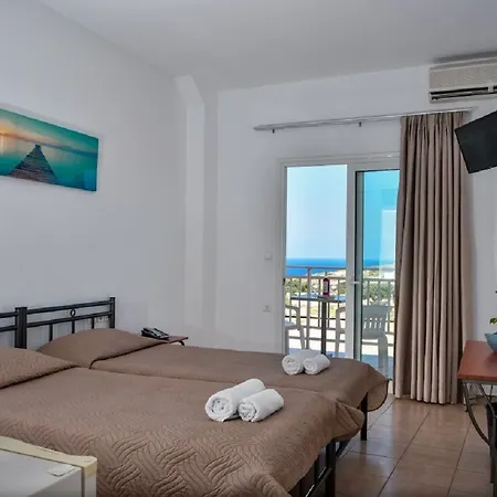 Chrissy's Paradise 3*